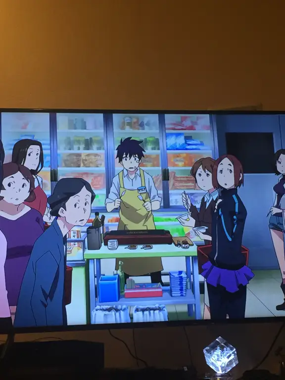 Menikmati Anime Gambar karakter anime menonton anime di layar